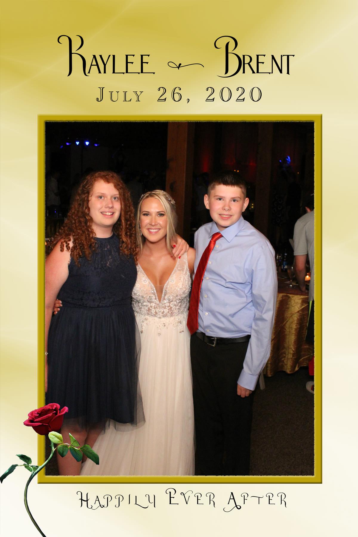 Kaylee and Brent's Wedding | View more photos from the event at gallery.mainemagicmirror.com/u/MaineMagicMirror/Kaylee-and-Brents-Wedding